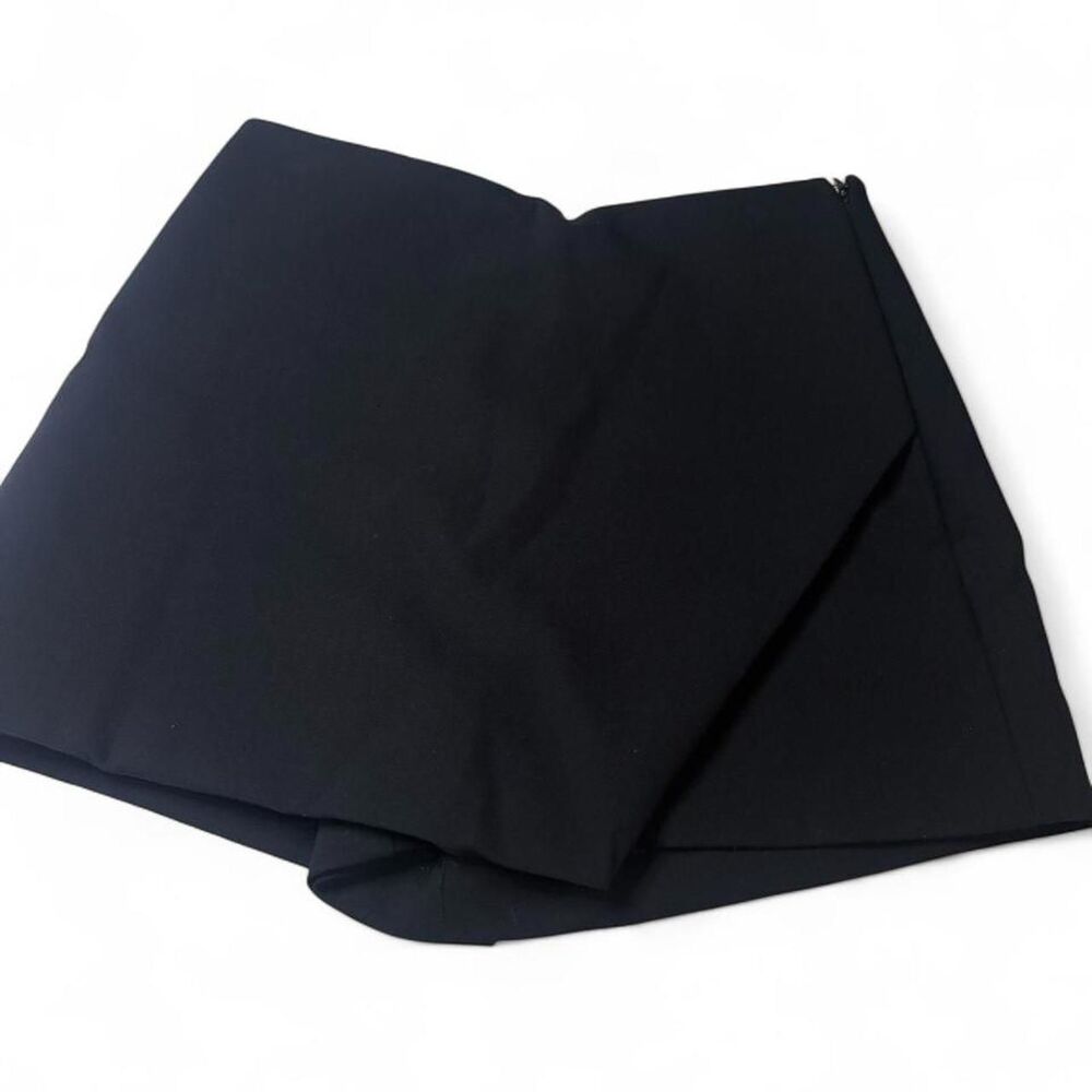 Zara Women's Black Skirt Skort sz S